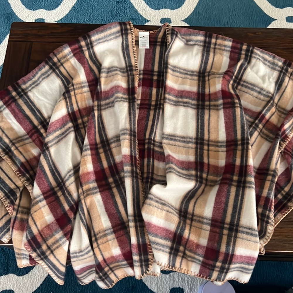Wool rich one size cardigan